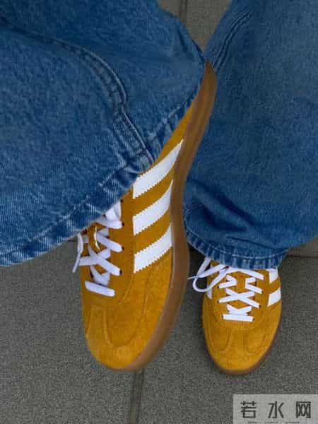 这3双运动鞋,搭什么都好看!