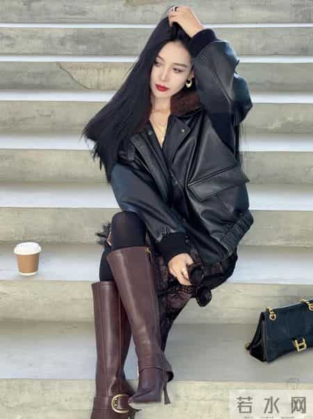 高跟筒靴+蕾丝=致命诱惑,这姐美到犯规