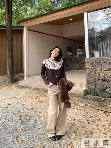 今年的毛衣，越复古越时髦！