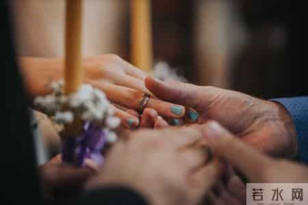 3个怪异现象，正冲击着“一夫一妻制”，动摇家庭根基，后果严重