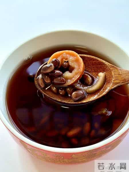 山楂搭它煮一煮,淤血全通!手脚不凉了,脸蛋气色好,暖到骨子里