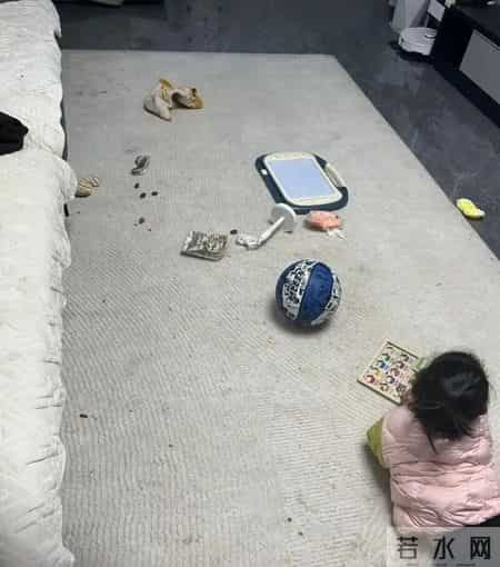 “客厅5不放，放了快拿走”，客厅最好不要放这5样东西，不是迷信，很多人没搞明白，难怪日子越过越不顺～