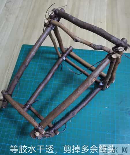 福建一男子，因“入住毛坯房”走红，仅一茶室就圈粉无数，真高级