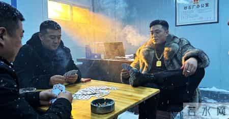 05年我参军10年回乡，隐瞒自己曾是特种兵，直到那天村霸上门挑衅