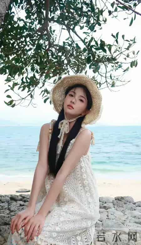 安徽职业技术学院校花美出圈了，貌美如花，倾国倾城，太迷人了