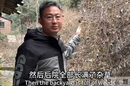 阿彪对妈妈深有愧疚，小依当初竟曾有过取消阿彪护照担保人的想法