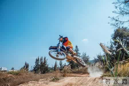 如果你已经60岁，还能做到这4件事，那你真是一个了不起的人！