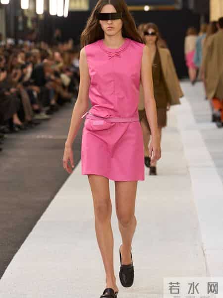 T台模特｜MM6 Maison Margiela 2026 春夏成衣