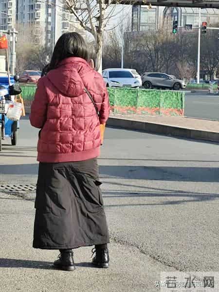 这裙子非得穿不可吗