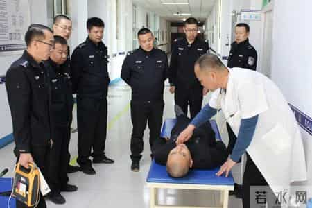 痛心!辅警屈永强突发心梗离世,生命最后一刻仍在岗坚守