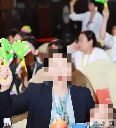 官方出手！又一女老板被抓，回春秘术成导火索，坑惨宝妈诈骗百亿