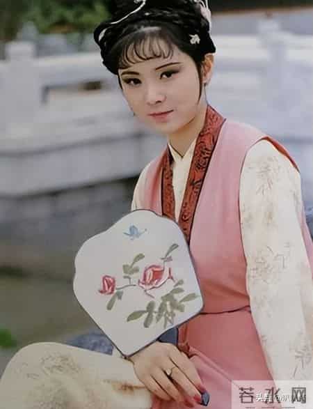 结婚23年她的内衣都是丈夫洗，在丈夫入狱后，她为夫还债三千万