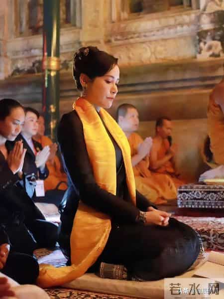 诗妮娜新造型美翻了，穿沙丽360度无死角，印度风体验卡风情万种