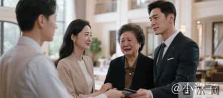 离婚不到10天，前婆婆就带着新儿媳去看3000万的豪宅