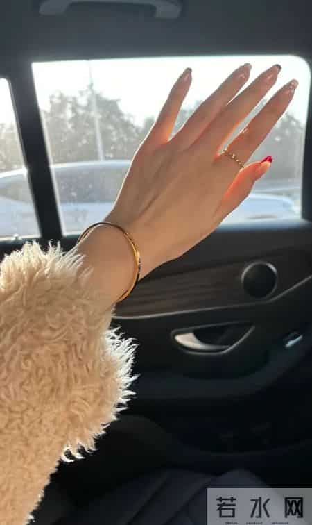 20克金手镯有多细？上手温柔感直接拉满