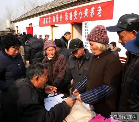 一个扎心的现实：为什么越孝顺的子女，反而越不受父母待见？