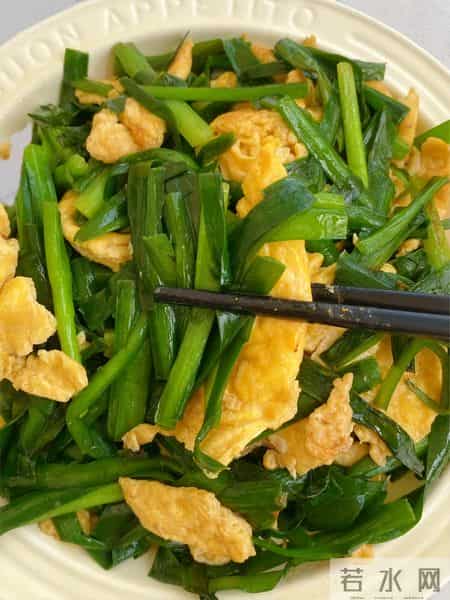 这菜隔天吃一次，一降血脂、二降血糖、三降胆固醇，别不懂