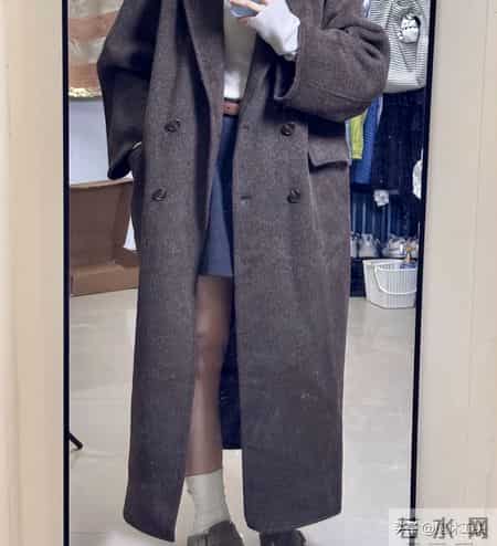 过年买衣服，最好别买这6种，不好看还显土，买了就是浪费钱