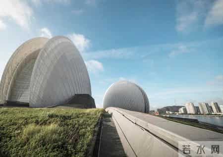 江西人近年涌入广东普宁市，专找路边40多岁的大姐聊天，这波操作真聪明