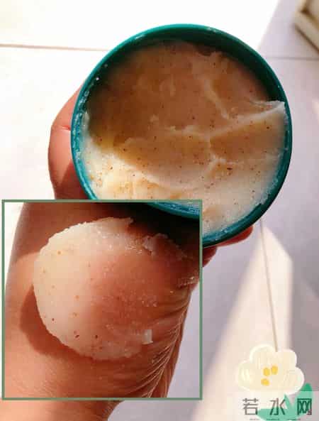 睡前涂1勺“天然膏”，斑点悄悄退！3个家用配方亲测有效