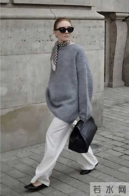 “灰色毛衣”这么穿，真的很高级！