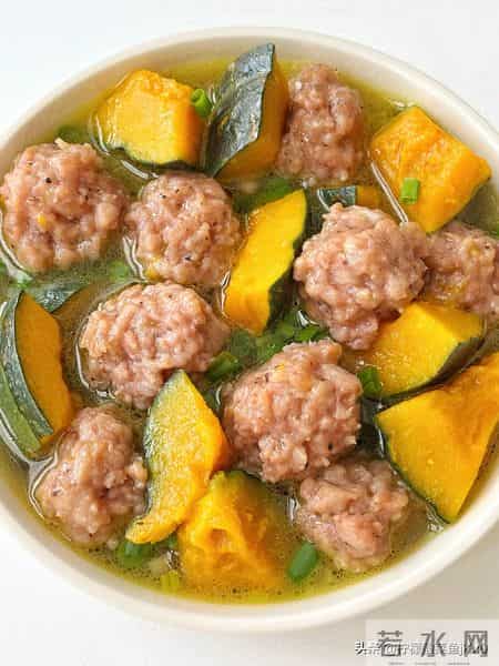 明日腊八，再忙也要记得吃3菜1粥，为家人祈福，平安顺遂过寒冬！