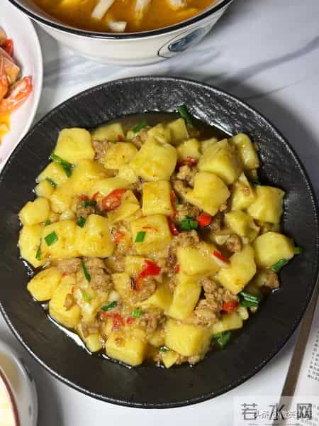 吃一斤它等于吃10只鸡,一降血脂、二降血糖、三降胆固醇,别不懂