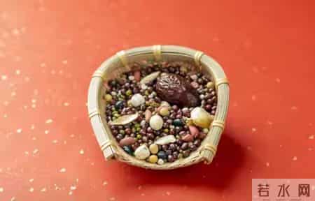 腊八煮粥别瞎放！老辈传的5样食材必加，煮出五福临门好彩头。