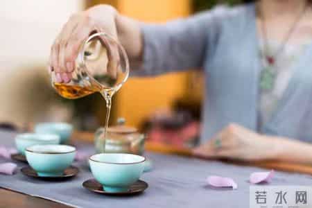 血脂太高？老李喝半年茶吓傻医生