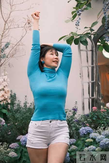 四十岁熟女，饱满人生刚刚开始