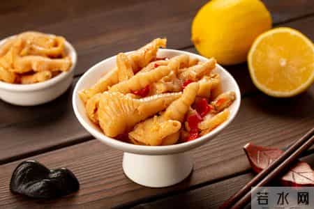 减脂人“避雷”！这6种食物看着干巴，实则是“脂肪大户”