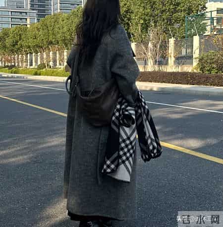 过年买衣服，最好别买这6种，不好看还显土，买了就是浪费钱