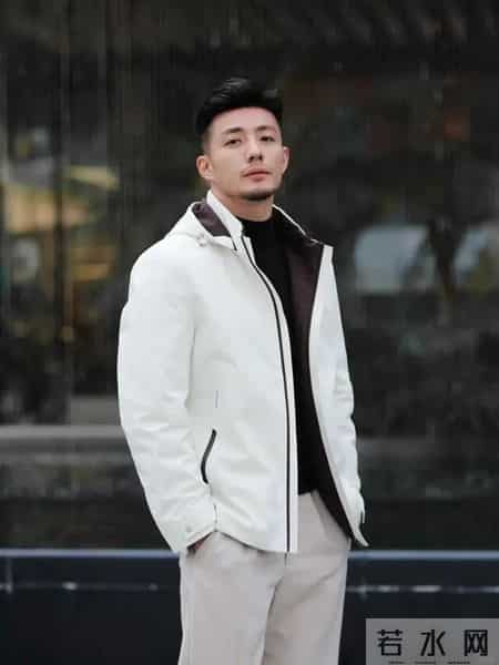 中年男人，为什么劝你穿羽绒服别配卫衣？看完3组素人对比就懂了