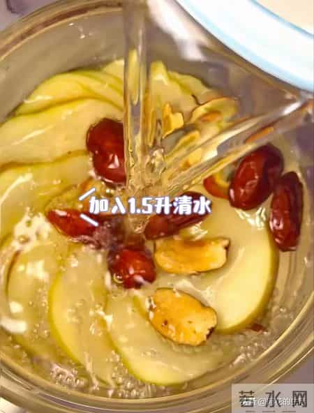 山楂配一宝，淤和堵一起清！全身舒畅了，走路都带风！