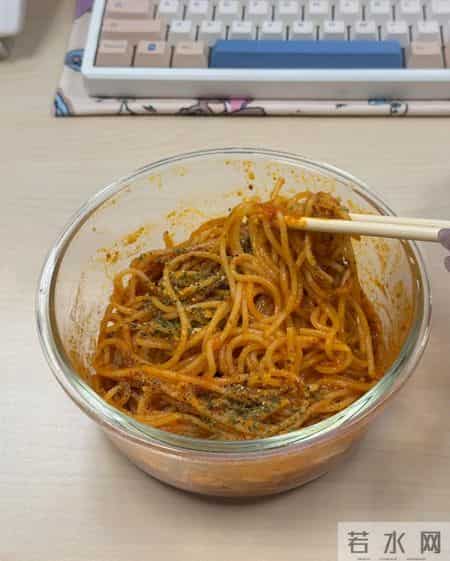 被严重低估的做饭神器，是「微波炉」！以前看不上，现在离不开