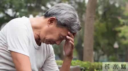 医生直言：若每天只吃两顿饭，不出半年，身体或有这几种变化！