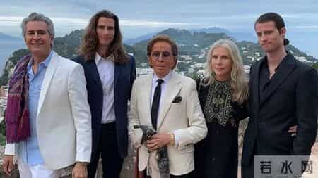 瓦伦蒂诺留下了166亿的遗产，从长期伴侣到男模，都有份