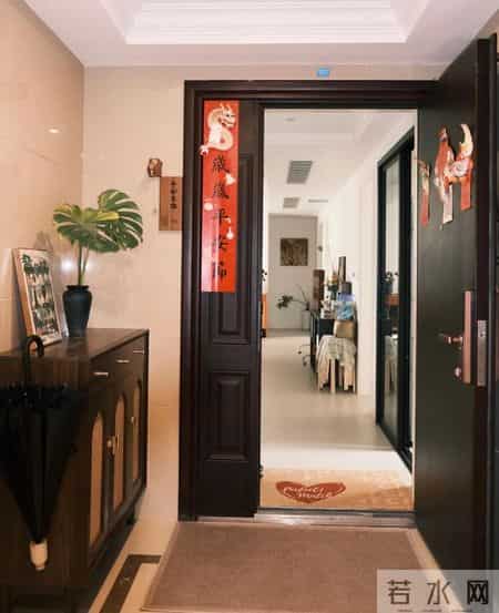 物业不让“鞋子堆门口”，瞧瞧广东人的妙招，干净高级又美观！