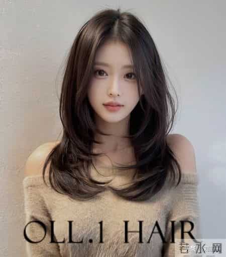 韩式层次发型：不费力的精致氛围感