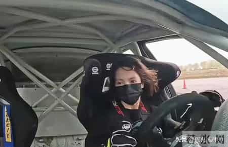 金晨和解撤案就翻篇?周兆成律师:民事私了无关刑事免责!