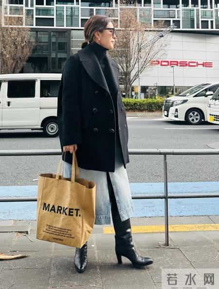 这是见过最真实的中年小个子，没有完美身形，靠简练穿搭圈粉无数