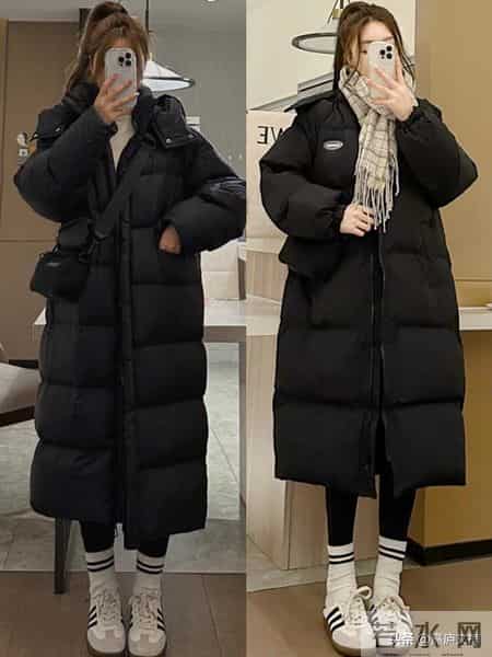 黑色羽绒服的洋气穿法，学会了整个冬天不重样
