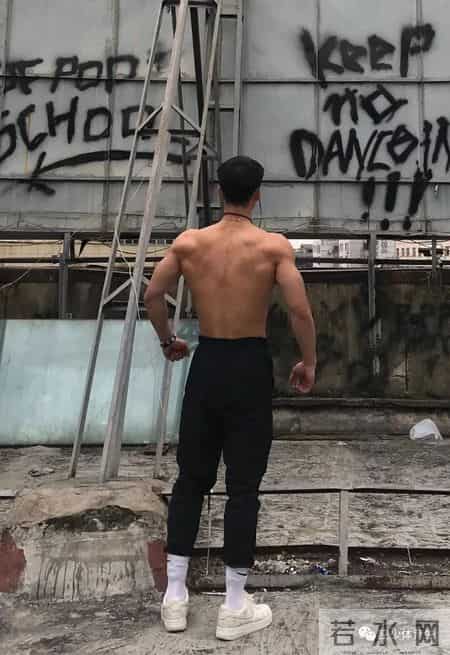 空少小哥哥，简直不要太帅了