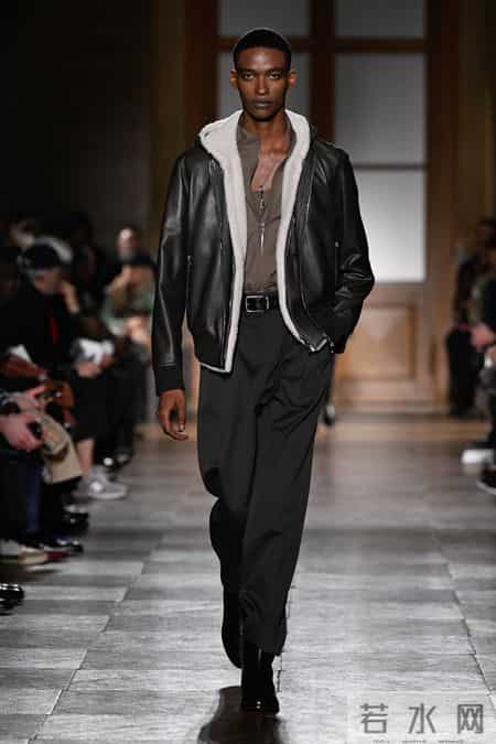 Hermès 呈现 2026 秋冬男装系列