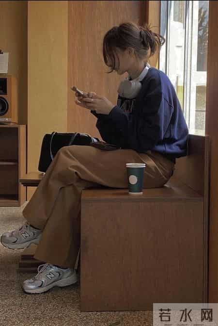 这3双运动鞋，越穿越时髦！