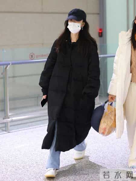 这3双运动鞋，越穿越时髦！