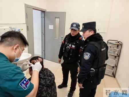 新疆生产建设兵团第六师五家渠垦区公安局：紧急救援暖寒冬 警民同心显担当