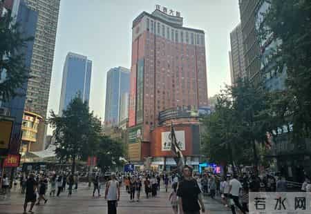 江北人去了沙坪坝和大渡口，直言不讳：沙坪坝人和大渡口人素质截然不同