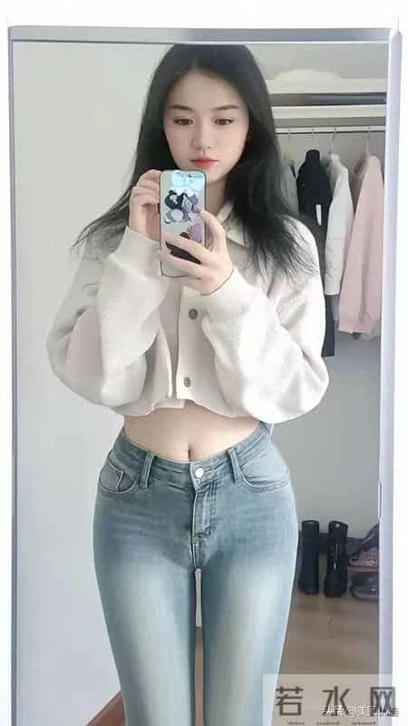 牛仔裤腰裂开拳头缝，网友炸锅：求链接！