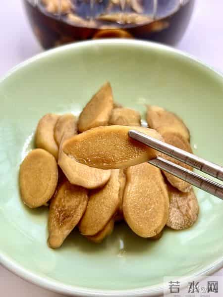 我妈靠3片醋泡姜，解决了十年老胃病，做法简单到人人能学